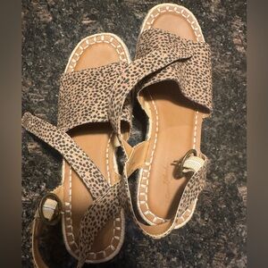 Women’s Universal Thread Brown/Tan/Black wedges